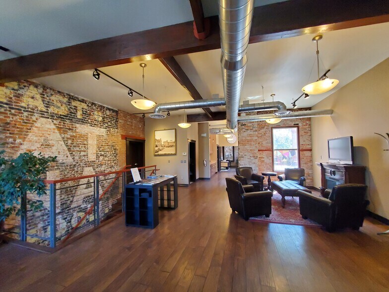 More Photos Of 208 Main St, Lewiston Loft Creative Space For Sale