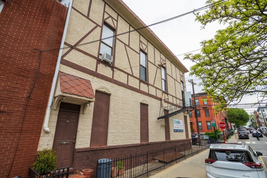More Photos Of 500 Bloomfield St, Hoboken Storefront Retail Residential For Sale