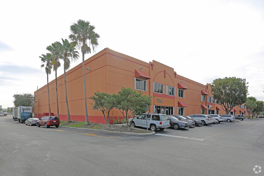 More Photos Of 3301-3389 NW 97th Ave, Miami Warehouse For Lease