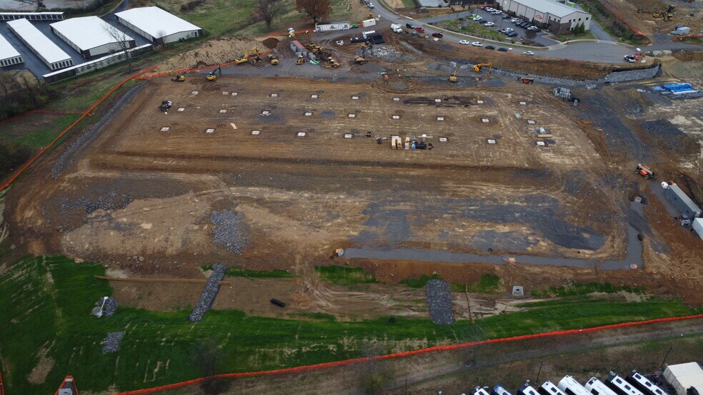 More Photos Of 230 Innovation Way, Hendersonville Warehouse For Sale