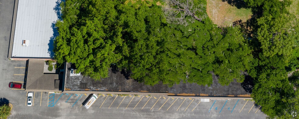 More Photos Of 2809 Art Museum Dr, Jacksonville Office For Lease