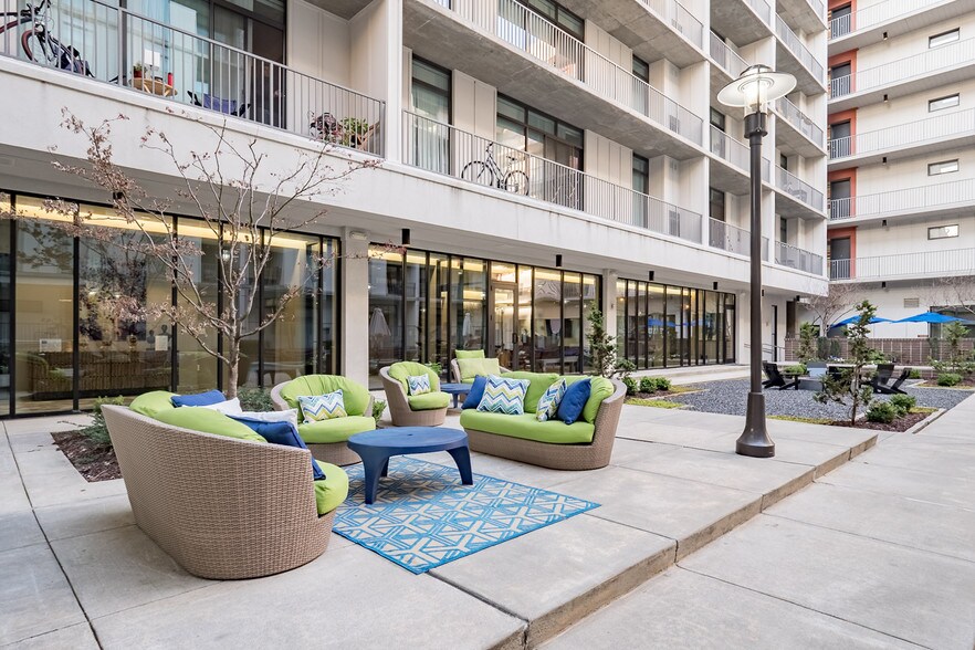 More Photos Of 935 Marietta St NW, Atlanta Apartments For Lease