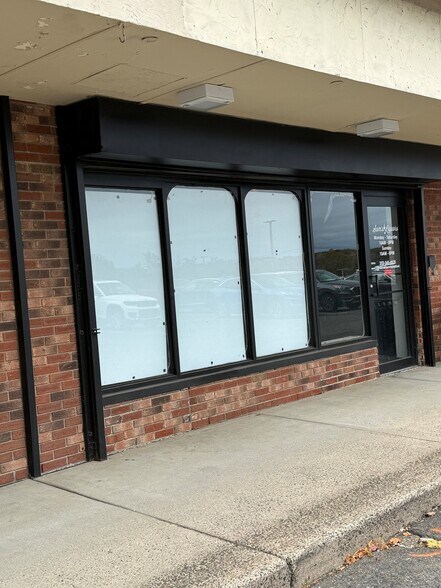 More Photos Of 7365 Main St, Stratford Storefront For Lease