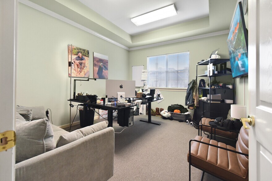 More Photos Of 38089 Post Office Rd, Prairieville Office For Lease