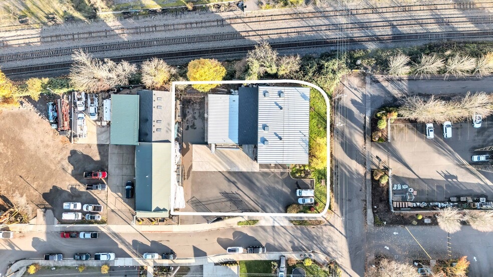 More Photos Of 15464 SE 94th Ave, Clackamas Industrial For Sale