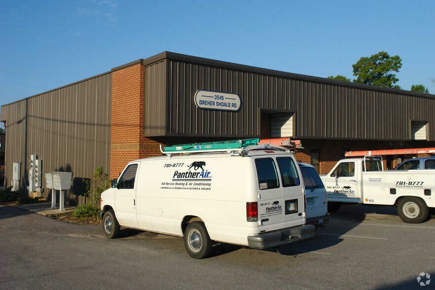 More Photos Of 3545 Dreher Shoals Rd, Irmo Showroom For Lease