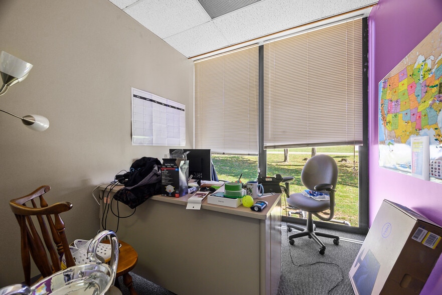 More Photos Of 11 Mayview Rd, Bridgeville Office For Sale