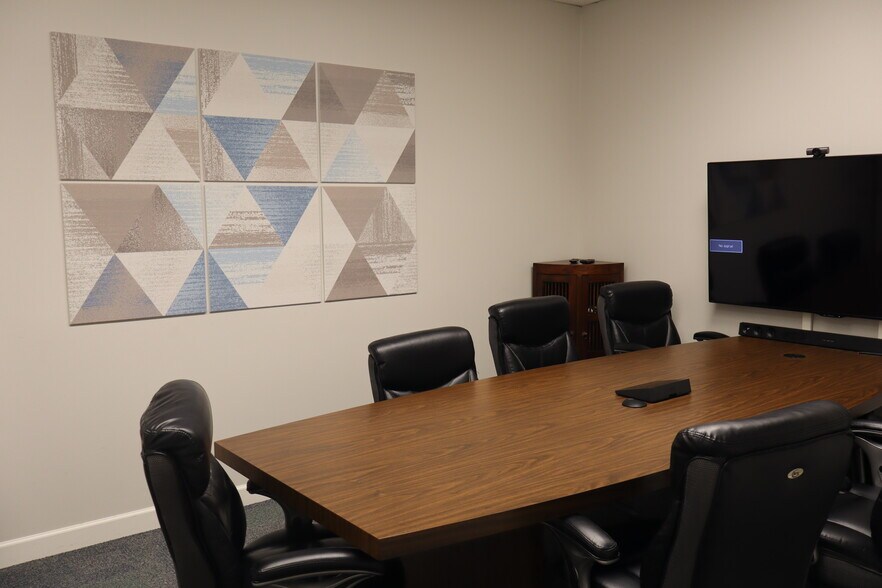 More Photos Of 11 Shoaf St, Lexington Office For Sale
