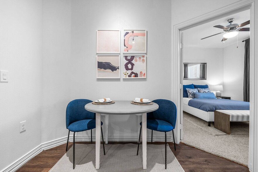 More Photos Of 380 Vista Court Dr, Plano Apartments For Lease