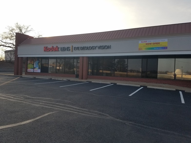 More Photos Of 3629-3639 N Lindbergh Blvd, Saint Ann Storefront For Lease