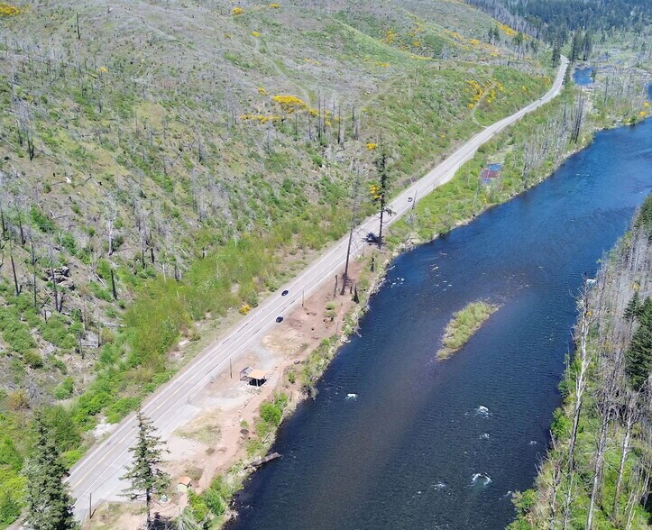 More Photos Of 50660 McKenzie Hwy, Vida Land For Sale