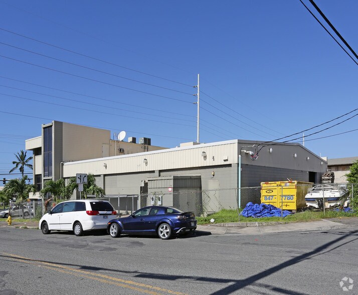 More Photos Of 2222 Kamehameha Hwy, Honolulu Warehouse For Lease
