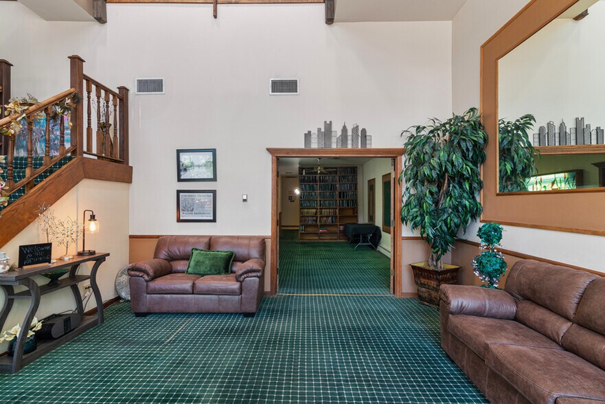 More Photos Of 323 S Union Ave, Pueblo Office For Sale