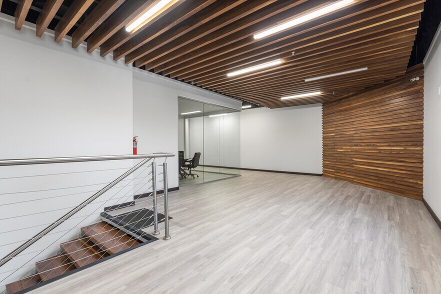 More Photos Of 1407 Commerce Dr, Mission Refrigeration Cold Storage For Lease