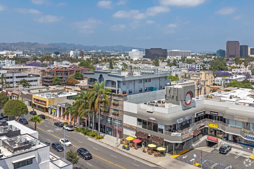 More Photos Of 930 S Robertson Blvd, Los Angeles Apartments For Lease