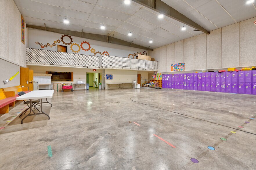 More Photos Of 4515 S 14th St, Abilene Religious Facility For Sale