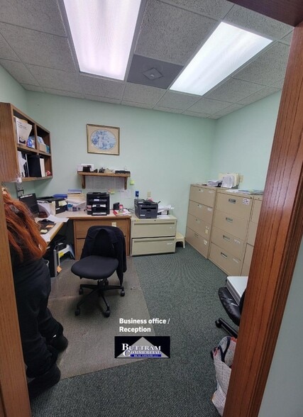 More Photos Of 1206 W Fountain Rd, Webb City Office For Sale