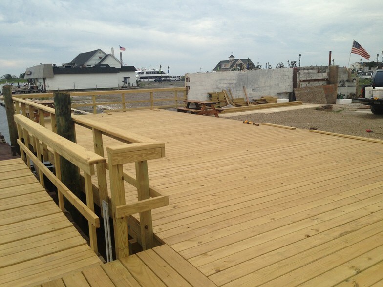 More Photos Of 405 Woodcleft Ave, Freeport Land For Sale