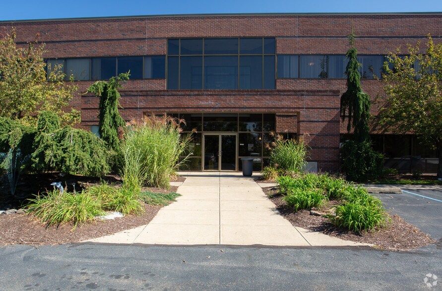 More Photos Of 600 Baltimore Dr, Wilkes-Barre Office For Lease