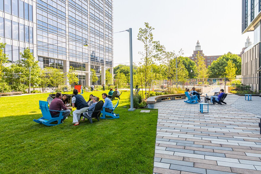 More Photos Of 561 Windsor St, Somerville Office For Lease