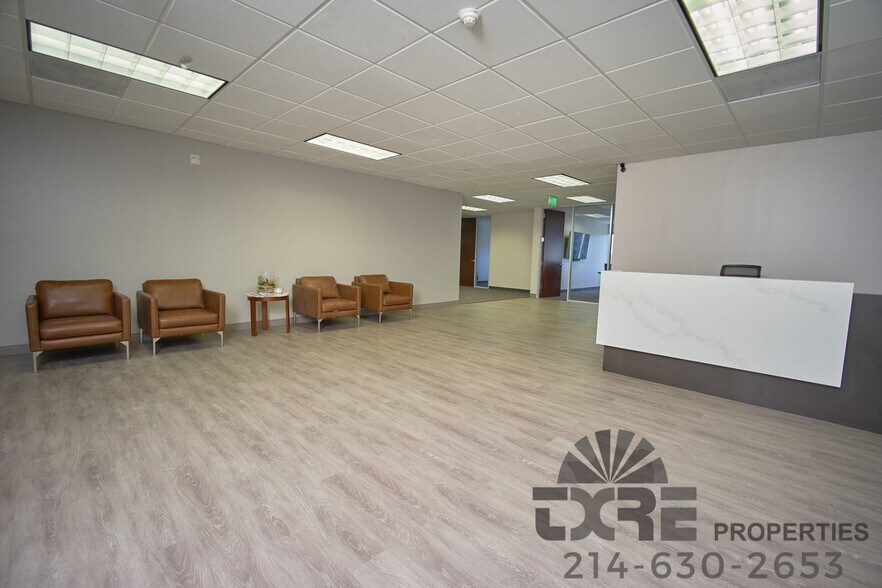 More Photos Of 1250 W Mockingbird Ln, Dallas Office For Lease