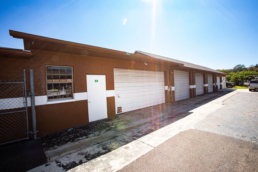 More Photos Of 14825 US Highway 19, Hudson Service For Sale