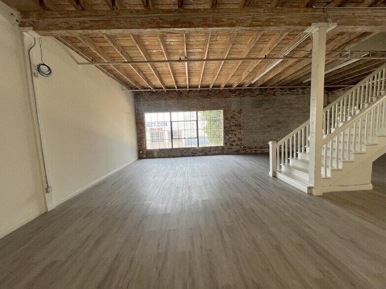 More Photos Of 1801 S Hill St, Los Angeles Industrial For Sale