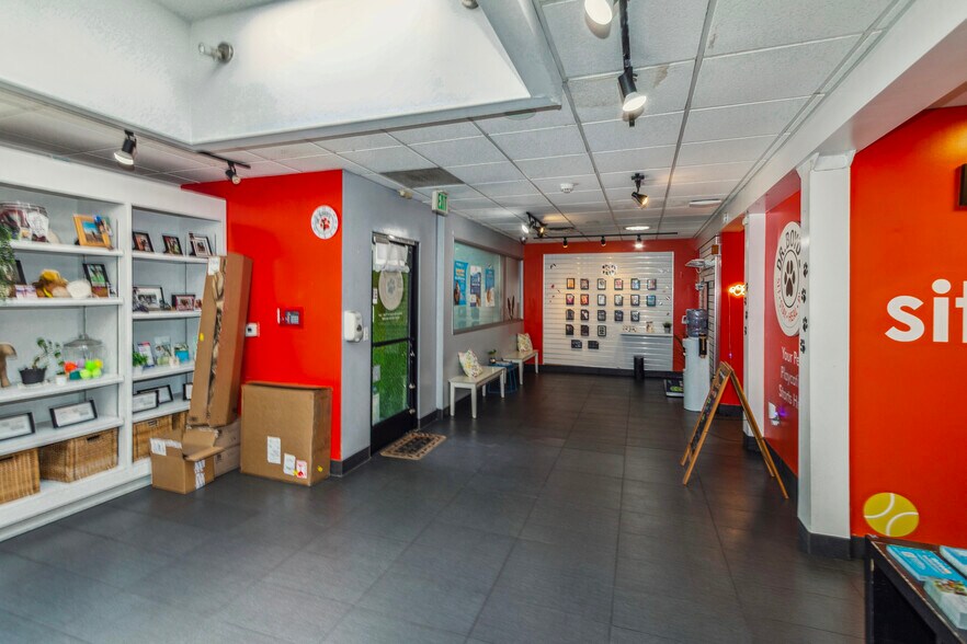 More Photos Of 2143-2147 San Diego Ave, San Diego Medical For Sale