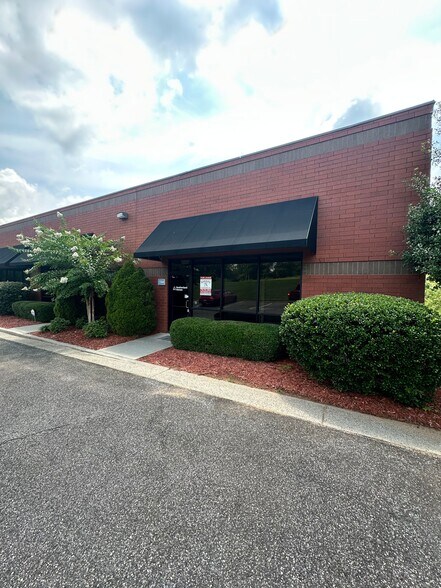 More Photos Of 4250 Keith Bridge Rd, Cumming Light Manufacturing For Lease