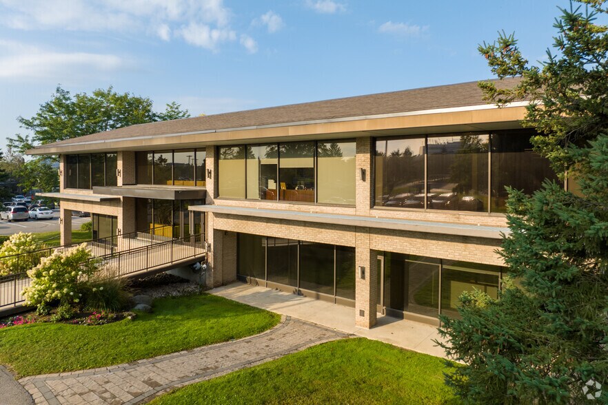 More Photos Of 180 Renfrew Dr, Markham Office For Lease