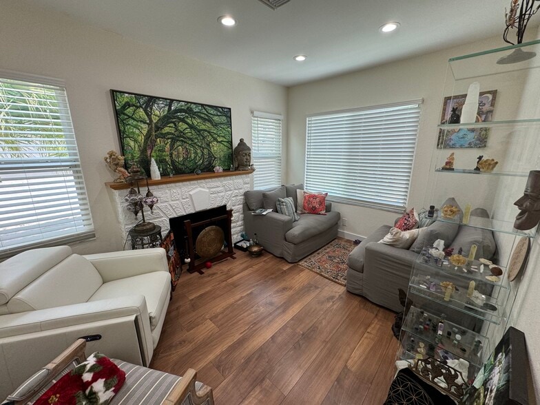 More Photos Of 1317 SE 4th Ave, Fort Lauderdale Office Residential For Sale