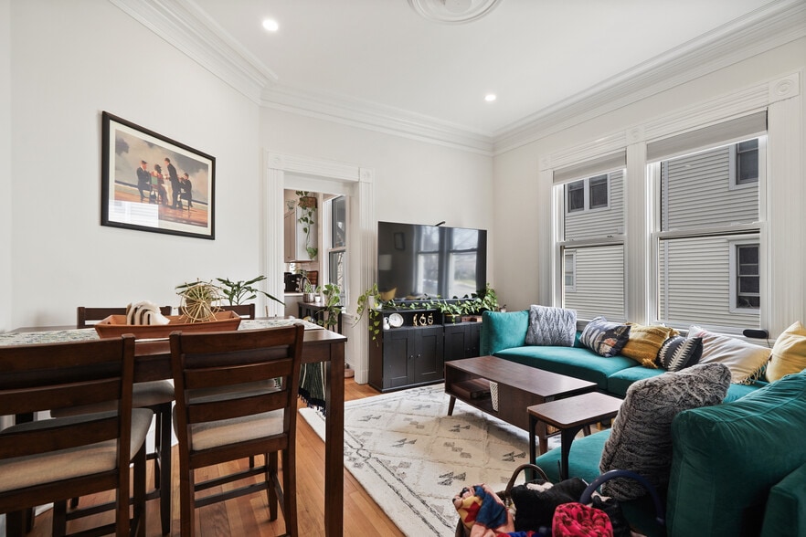 More Photos Of 24 Hoyt St, Stamford Apartments For Sale