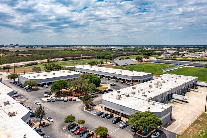 More Photos Of 11803-11889 Starcrest Dr, San Antonio Light Manufacturing For Lease