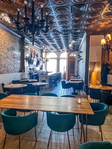 More Photos Of 104 Chestnut St, Philadelphia Apartments For Lease