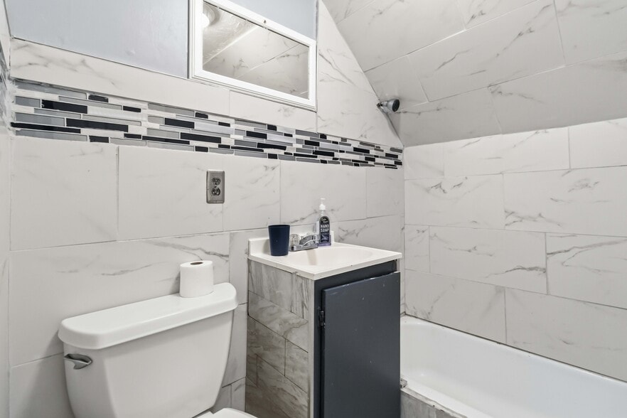 More Photos Of 43 Orient St, Worcester Multifamily For Sale