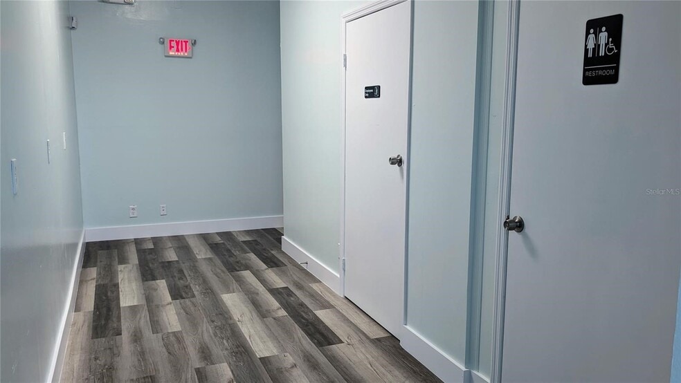 More Photos Of 3131 SW College Rd, Ocala Unknown For Lease