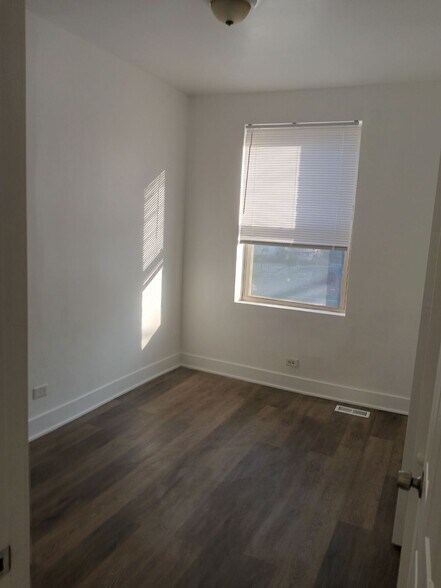 More Photos Of 1256 S Independence Blvd, Chicago Apartments For Sale