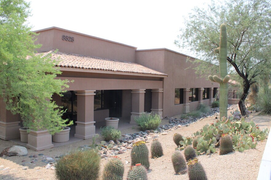 More Photos Of 8525 E Pinnacle Peak Rd, Scottsdale Office For Lease