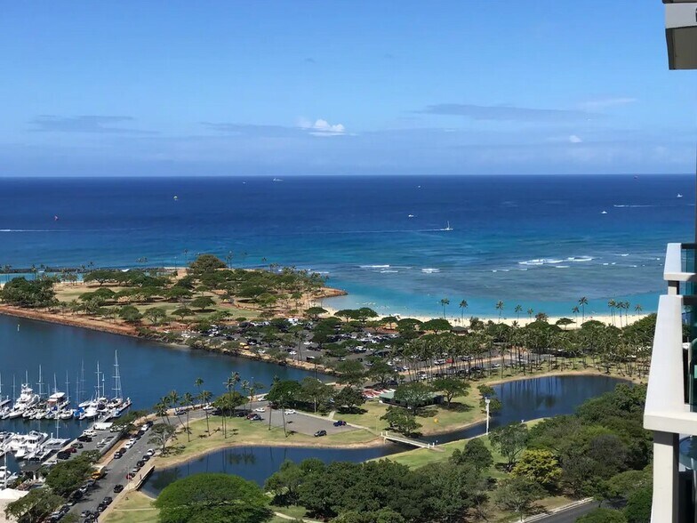 More Photos Of 410 Atkinson Dr, Honolulu Hotel For Lease