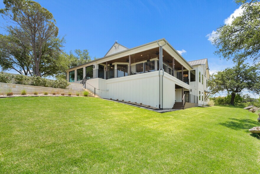 More Photos Of 602 Steve Hawkins Pky, Marble Falls Storefront Retail Office For Lease