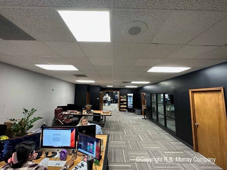 More Photos Of 3524 S Culpepper Cir, Springfield Office For Lease