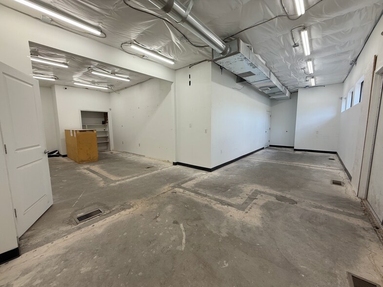 More Photos Of 10421 Montgomery Parkway Loop NE, Albuquerque Medical For Lease
