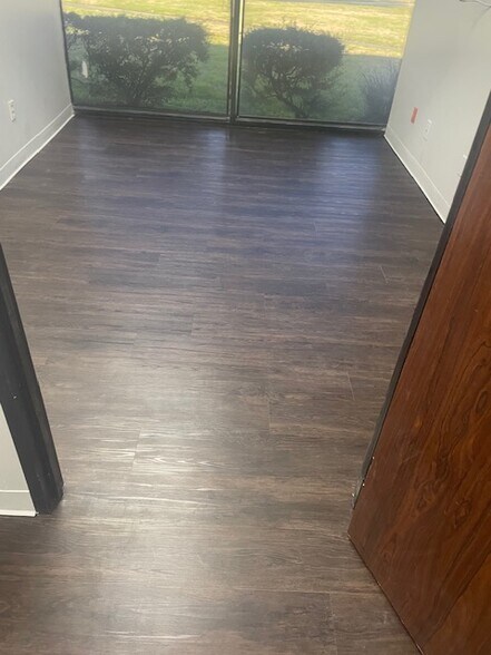 More Photos Of 25307 I-45, Spring Medical For Lease