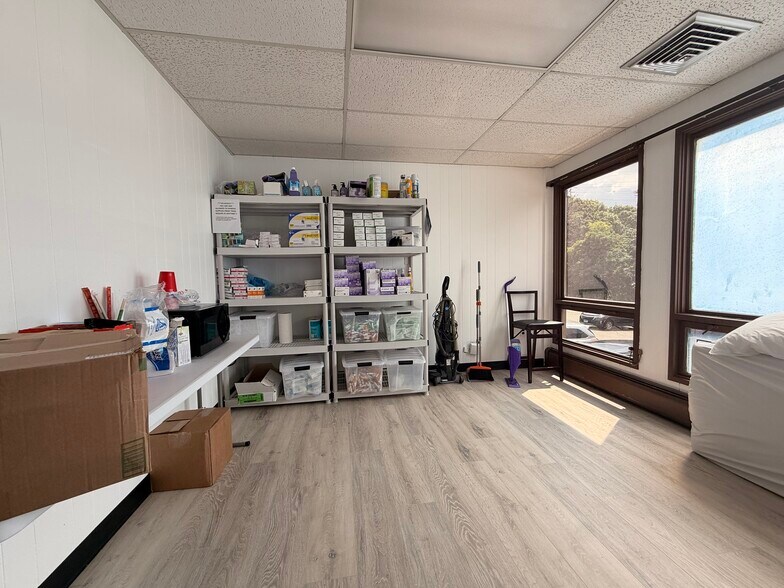 More Photos Of 333 School St, Pawtucket Medical For Sale