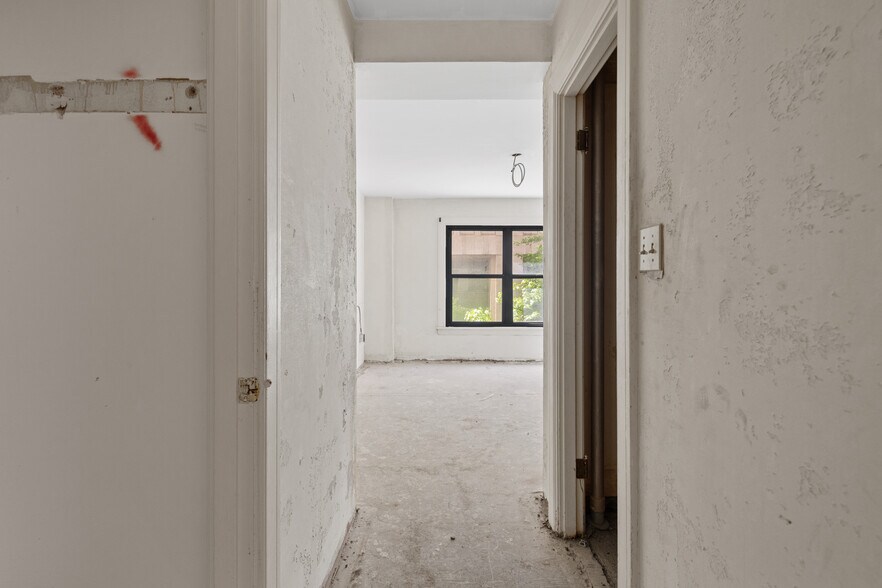More Photos Of 315 Seneca St, Seattle Hotel For Sale