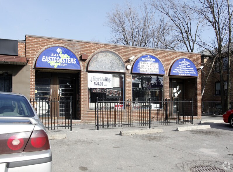 More Photos Of 2861-2875 Keele St, Toronto Department Store For Sale