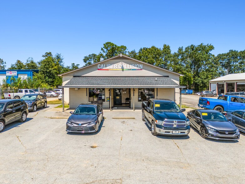 More Photos Of 1134 N Main St, Fountain Inn Freestanding For Sale