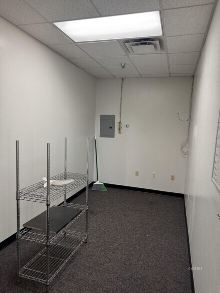 More Photos Of 350 W Silver St, Elko Office For Lease