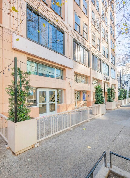 More Photos Of 1107 9th St, Sacramento Office For Lease