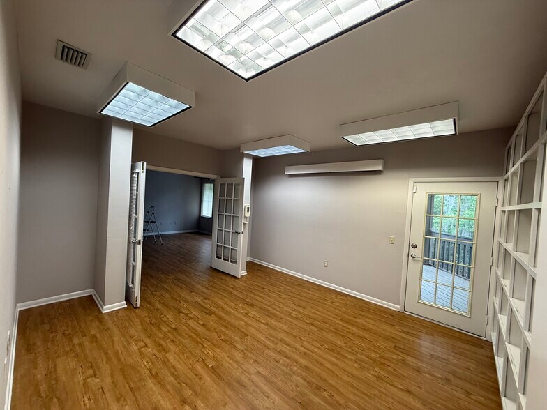 More Photos Of 1034 NW 57th St, Gainesville Medical For Lease